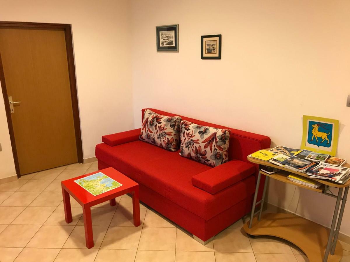 Apartment Pula Center - Near The Central Bus Station Extérieur photo